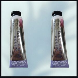 (2)Bath & body works, Dry hand relief hand cream, 1 oz per bottle. NWT -2FOR$10